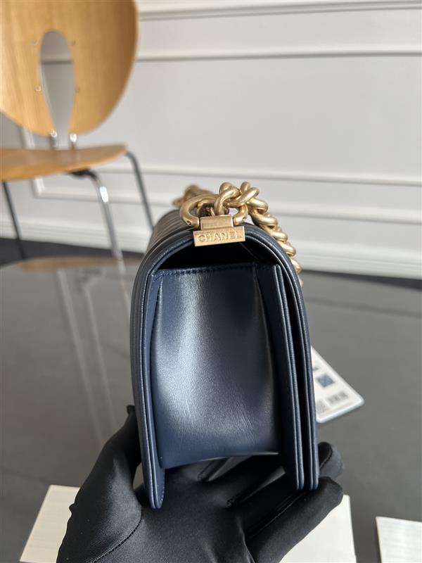 2026127214238276 550